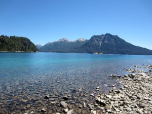 Lago Traful beach2*