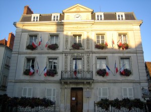 city hall or mayor's resi