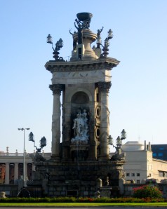 Plaza d'España by day