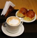 café & medialunas