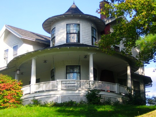 Beautiful Montpelier Round House