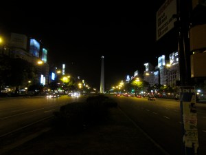 el Obelisco en la Av. 9 de Julio