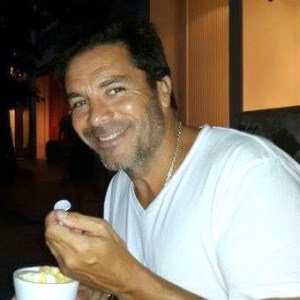 Marcelo Carpentier, tango singer